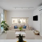 Villa Naxos Superior