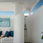 Naxos Superior