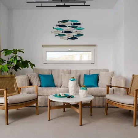 Naxos Superior فيلة