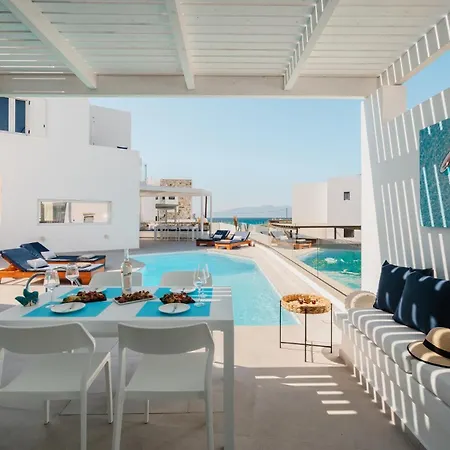 فيلة Naxos Superior *